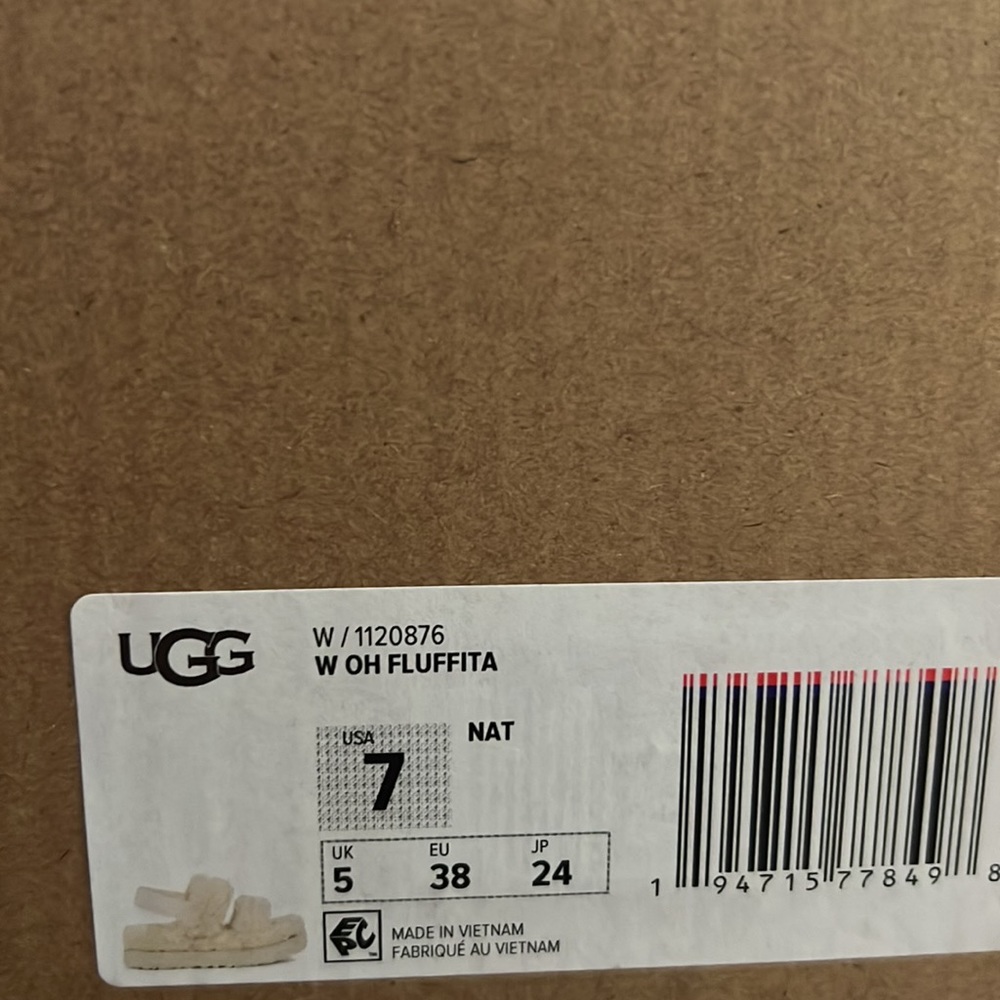 UGG Oh Fluffita Slipper NWT - Picture 9 of 9